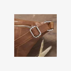 Bumbag. L�der, new cognac