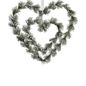 Hjertekrans i gran med sne og LED