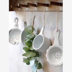 Chic Antique, Porcelns ske i fransk gr 