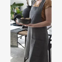 Charlie forklde i kogsgr med lys stribe