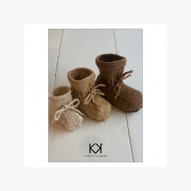 Opskrift p� glatstrikket babysko, 3 st�rrelser
