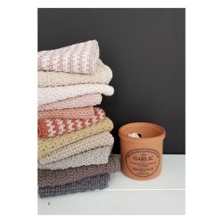 Bog: Karen Klarbks hklede klude