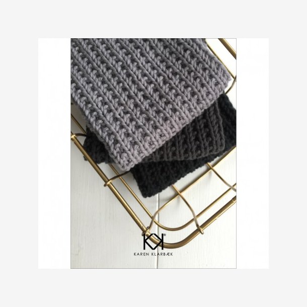 Opskrift p� strikket klud i falsk patent