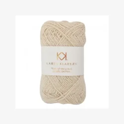 Recycled Bottle Yarn, 50g.               Perfekt til tasker, kurve, interir og udendrs projekter.