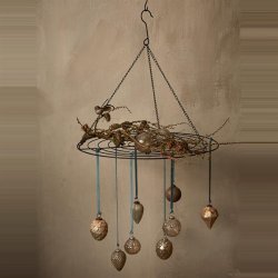 Ornament. antik brun. H 17 cm